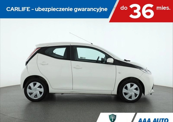 Toyota Aygo cena 37000 przebieg: 61479, rok produkcji 2016 z Skawina małe 211